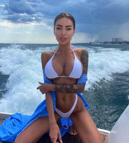 Alena Omovych photo 265429