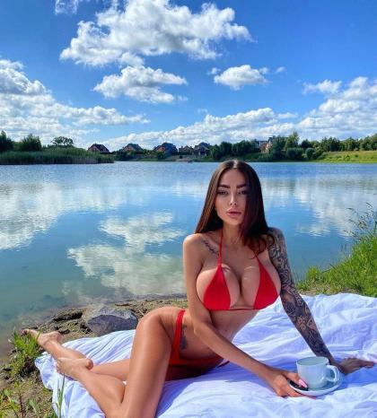 Alena Omovych photo 265445