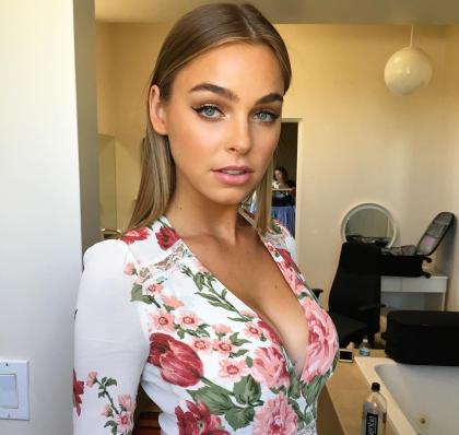 Elizabeth Turner photo 279893