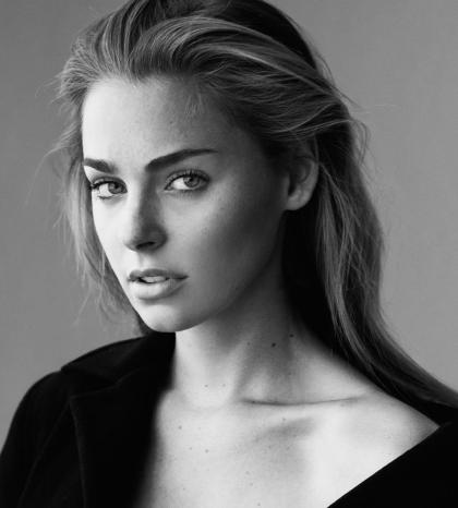 Elizabeth Turner photo 279959