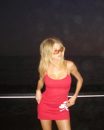 Charlotte McKinney photo 254055