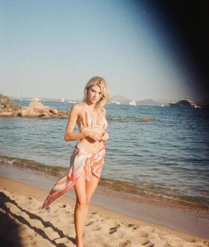 Charlotte McKinney photo 254073