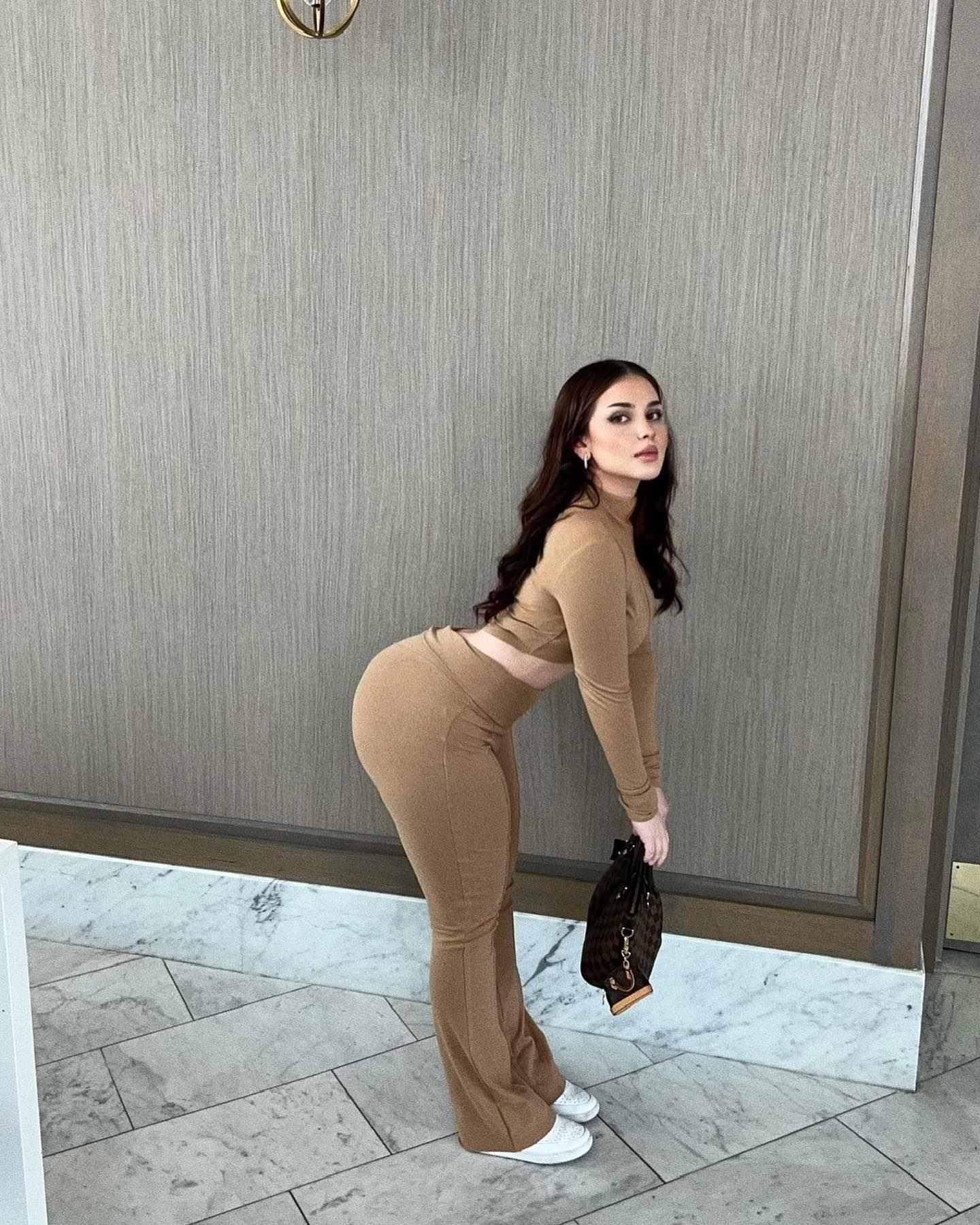 Tayler Hills