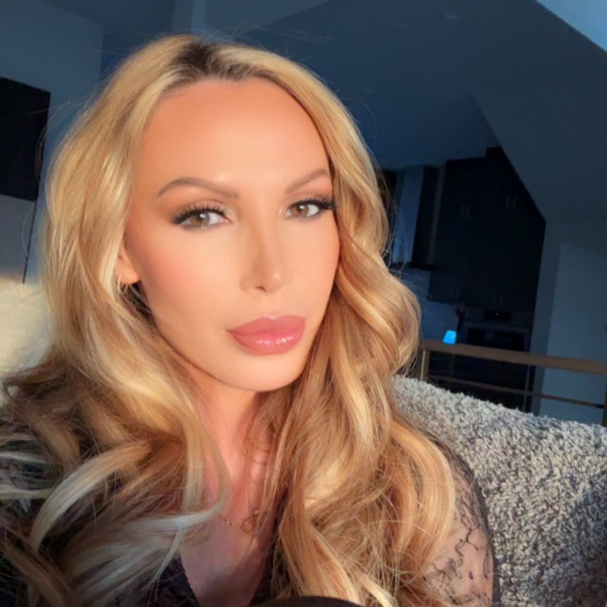 Nikki Benz