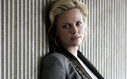 Charlize Theron photo 238731