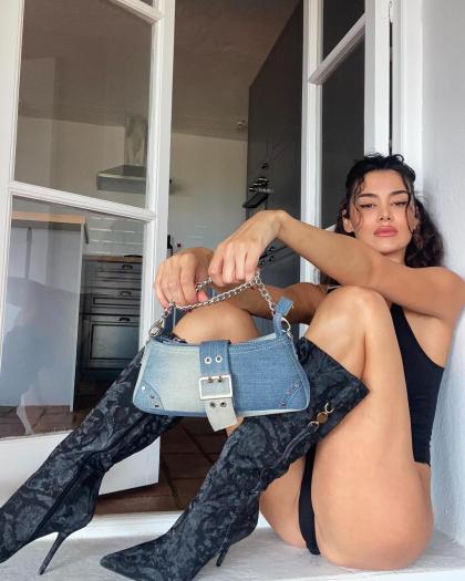 Eva Padlock photo 20669