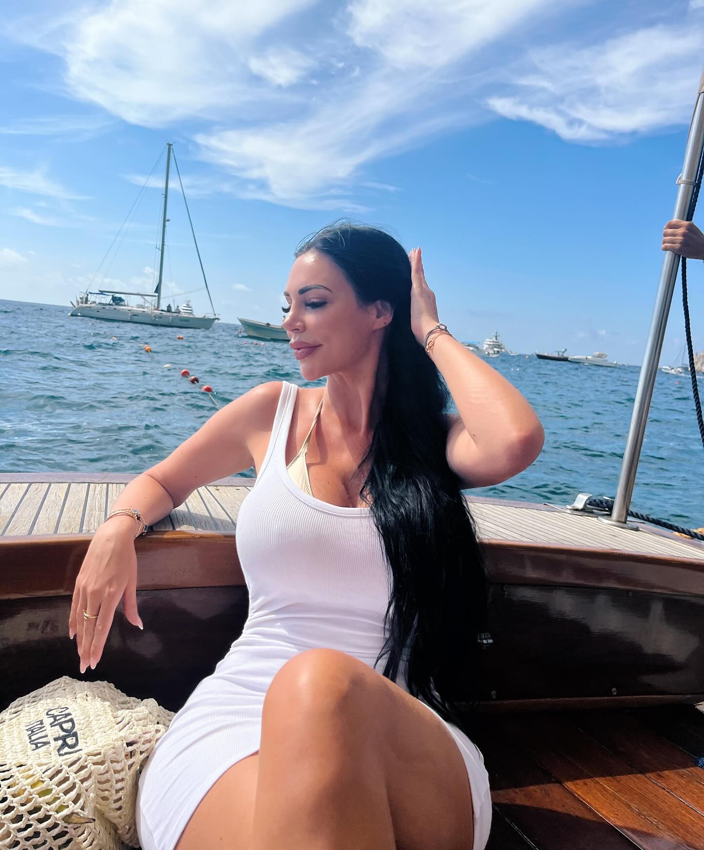 Yvonne Bar