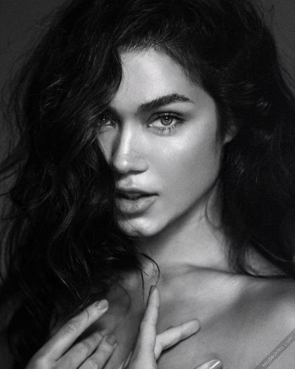 Thais Belmonte photo 259711