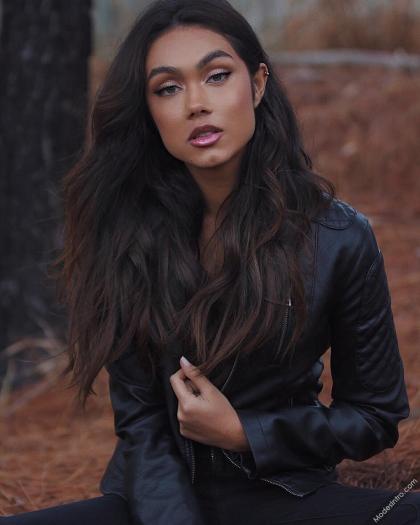 Thais Belmonte photo 259749