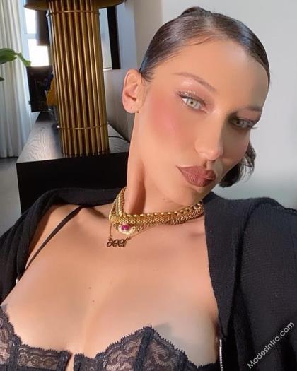 Bella Hadid