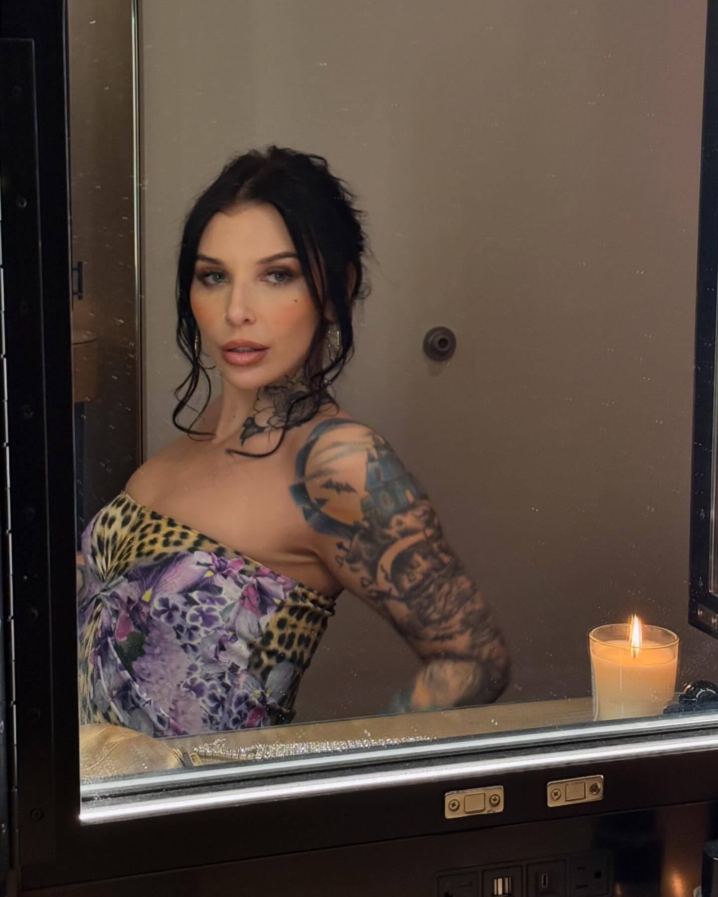 Ivy Lebelle