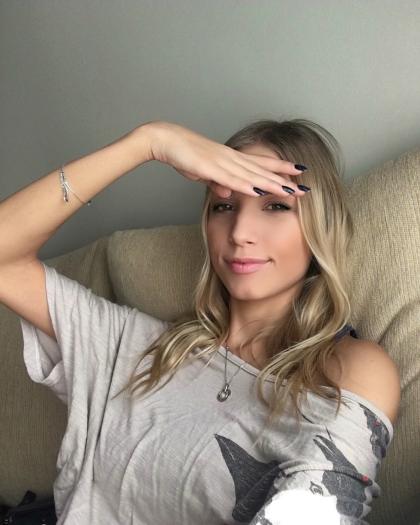 Ekaterina Novikova photo 21607