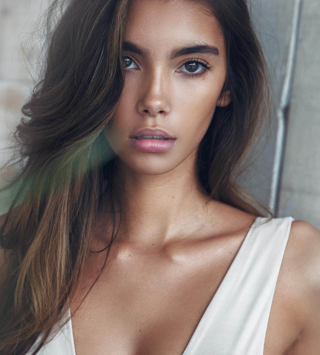 Cindy Mello