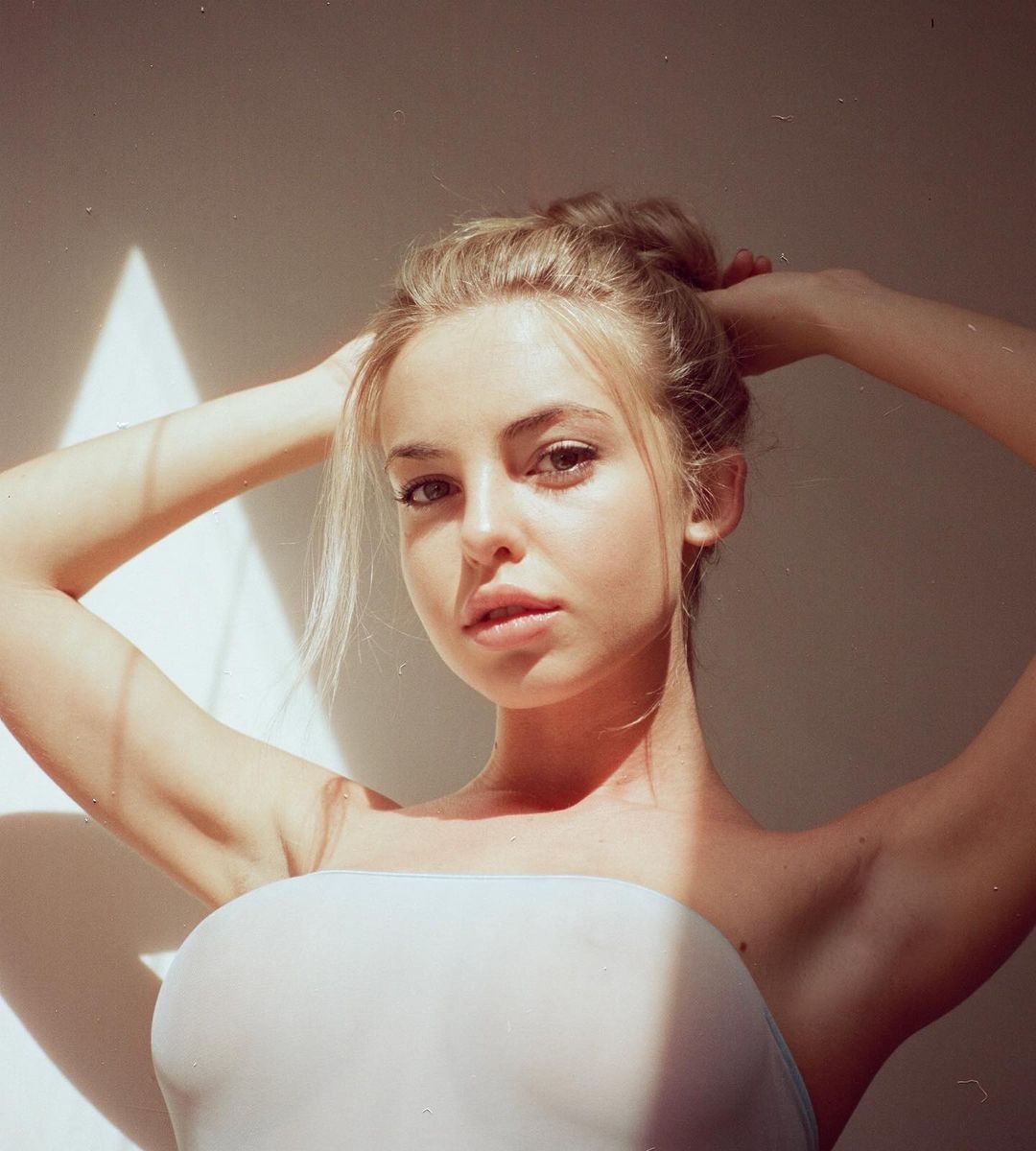 Emma Kotos