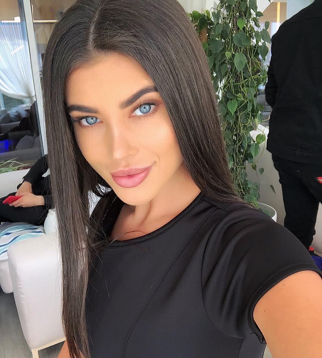 Nika Mariana