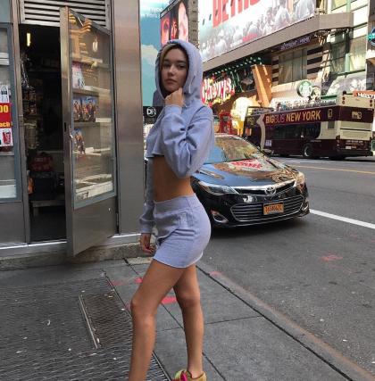 Sarah Snyder photo 267709