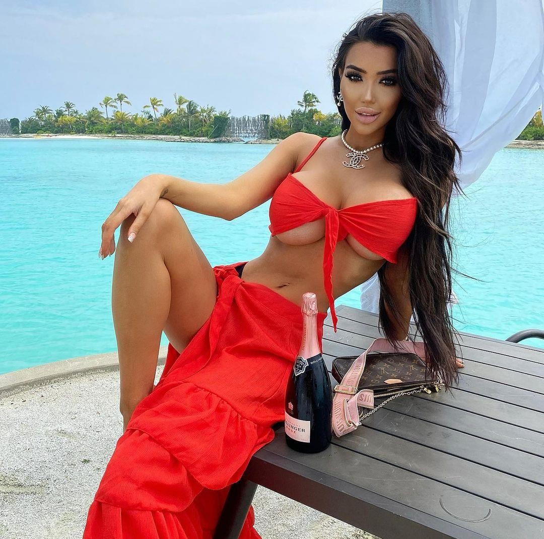 Chloe Khan