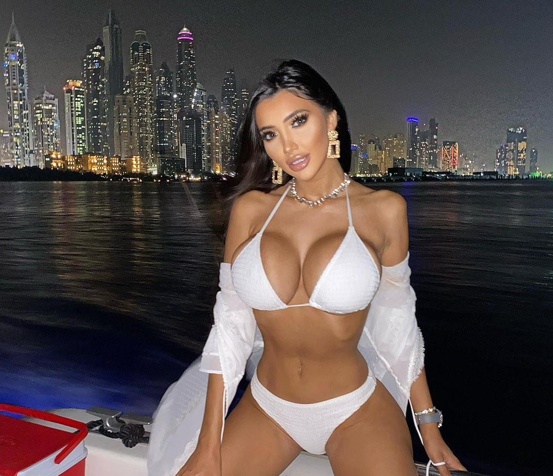Chloe Khan