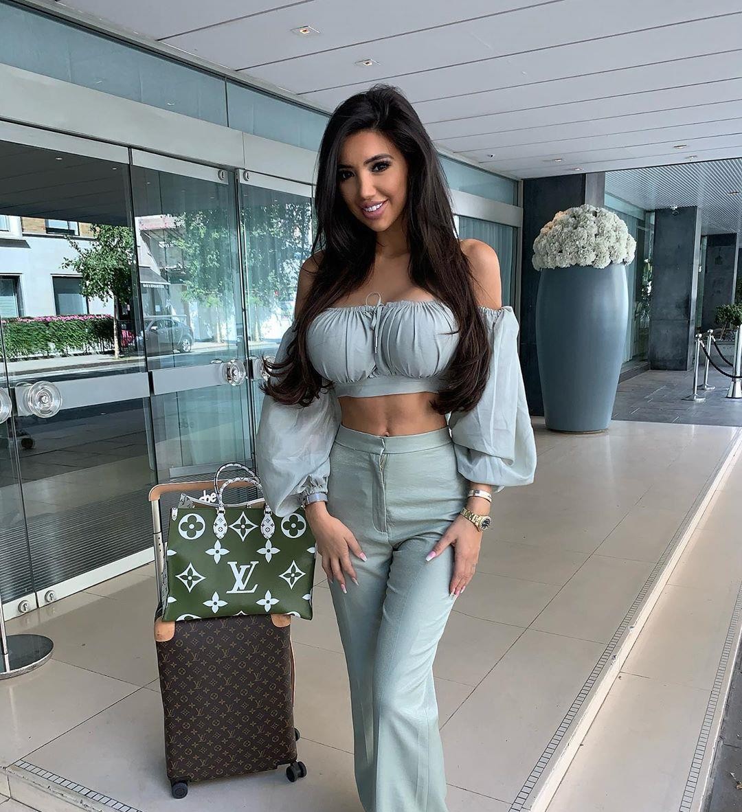 Chloe Khan