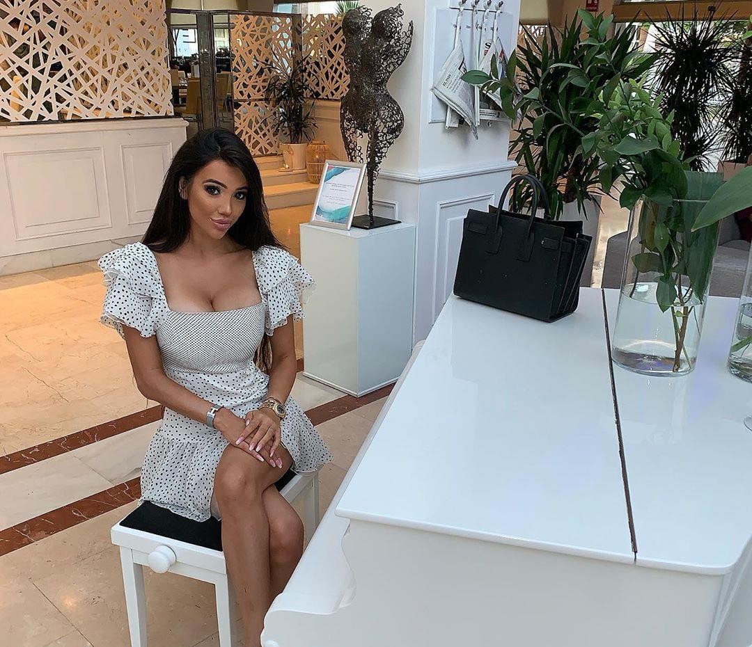 Chloe Khan