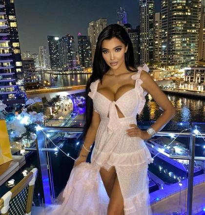 Chloe Khan photo 267965