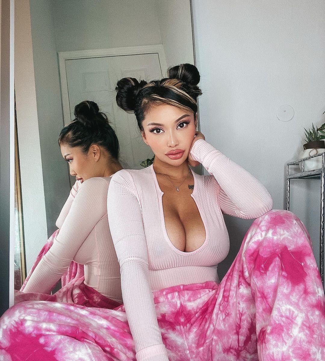 Ashley Vee