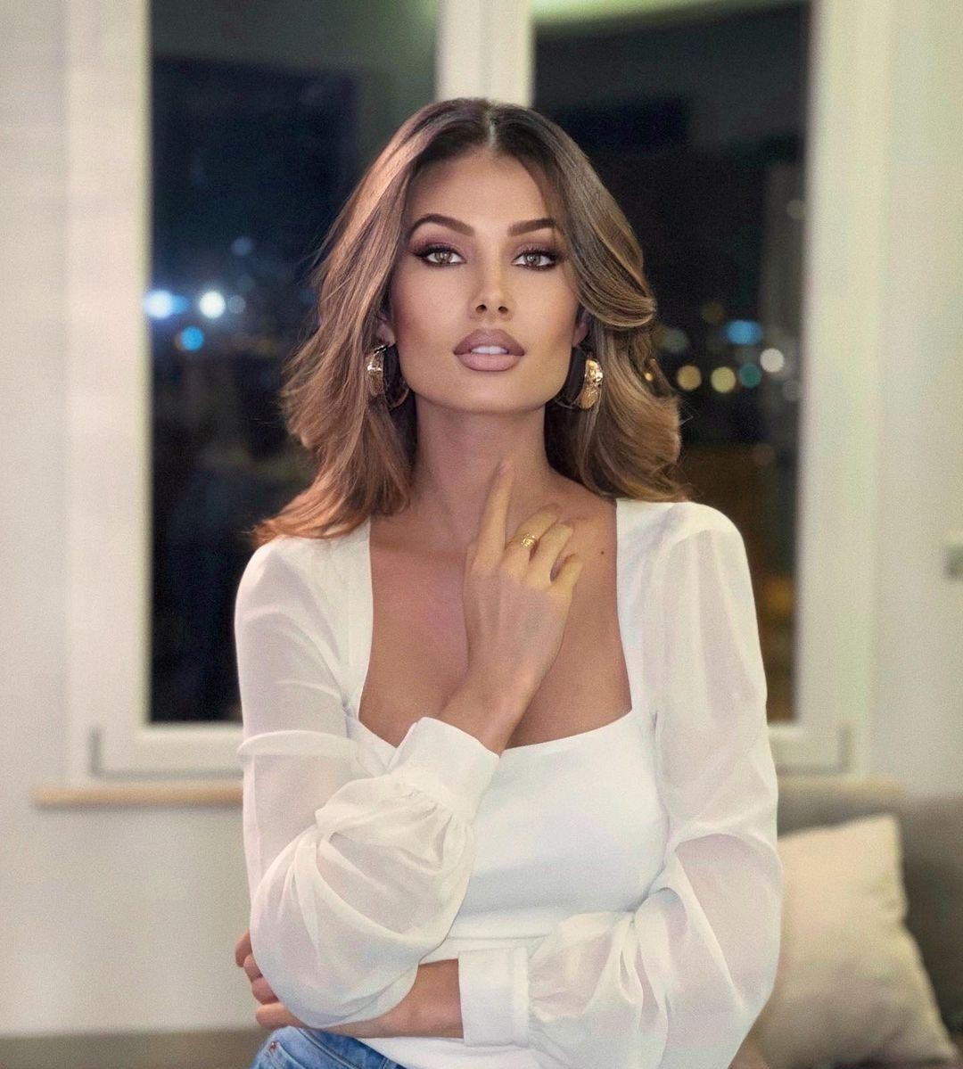 Arina Bernardini