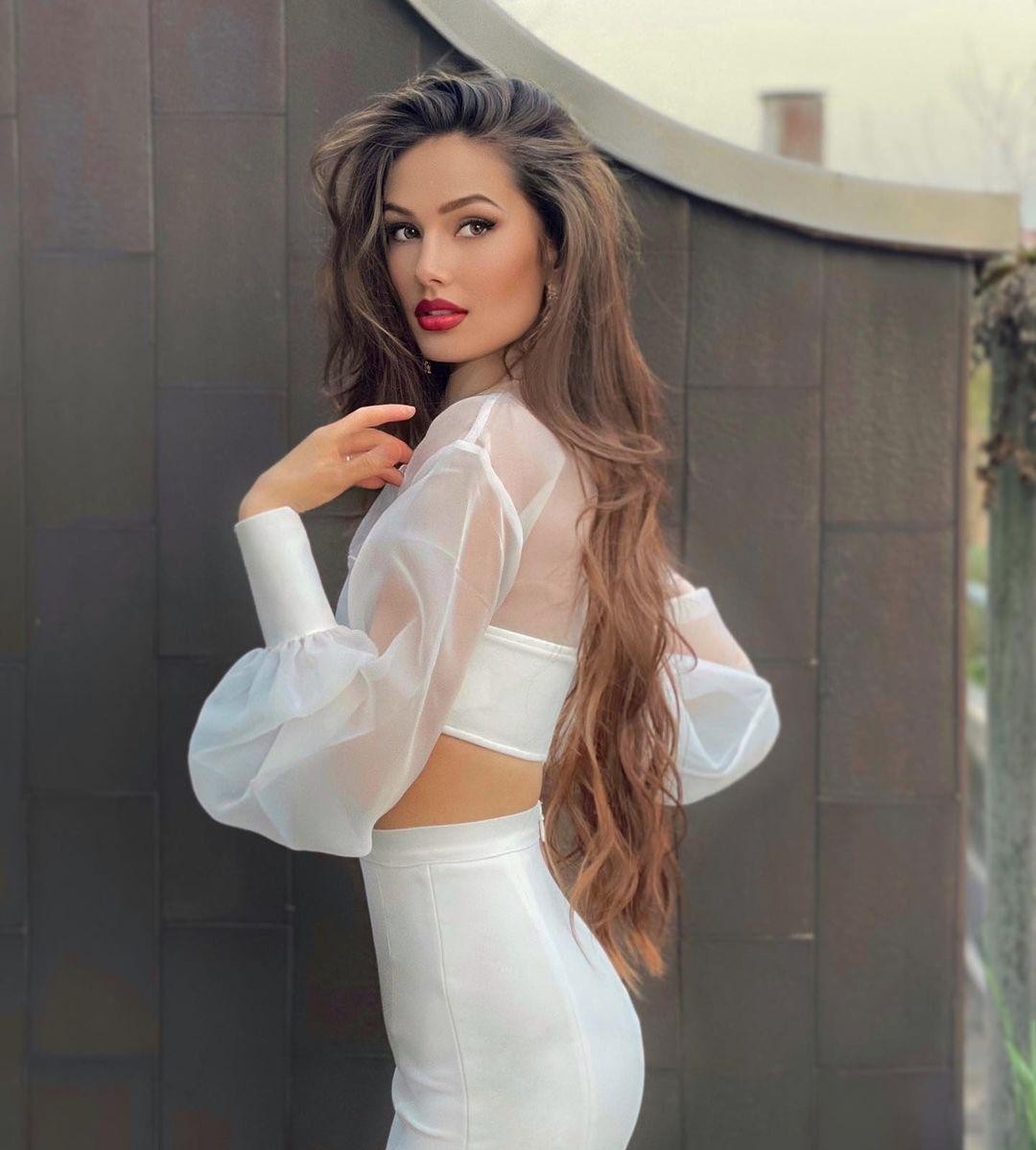 Arina Bernardini