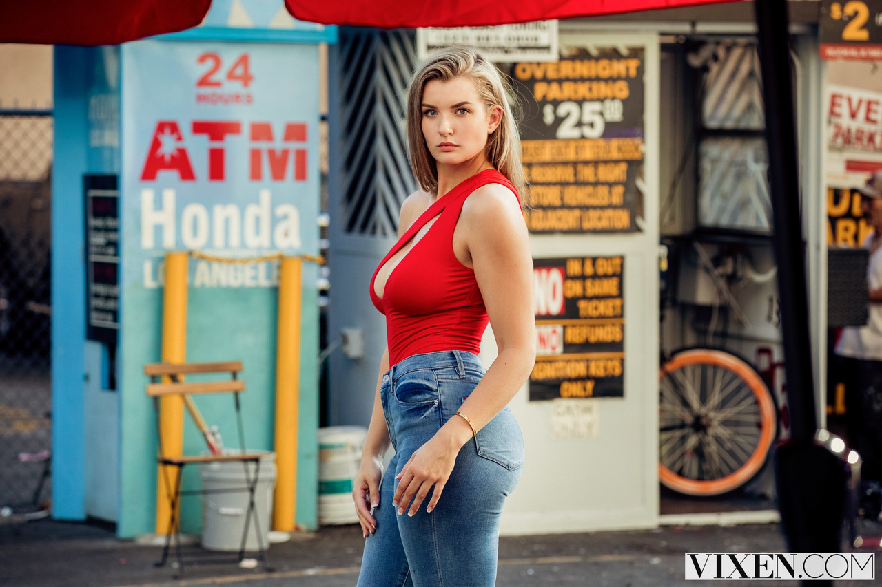 Mia Melano