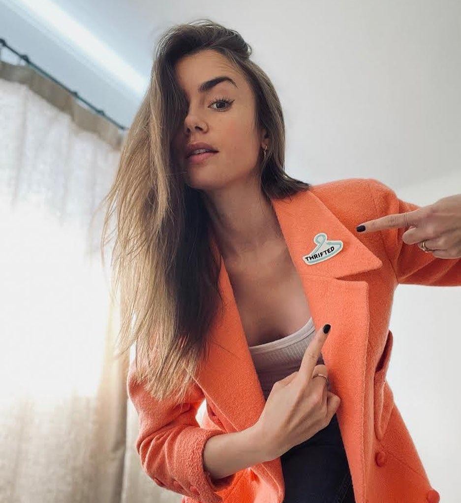 Lily Collins