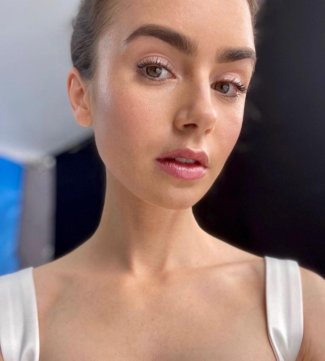 Lily Collins
