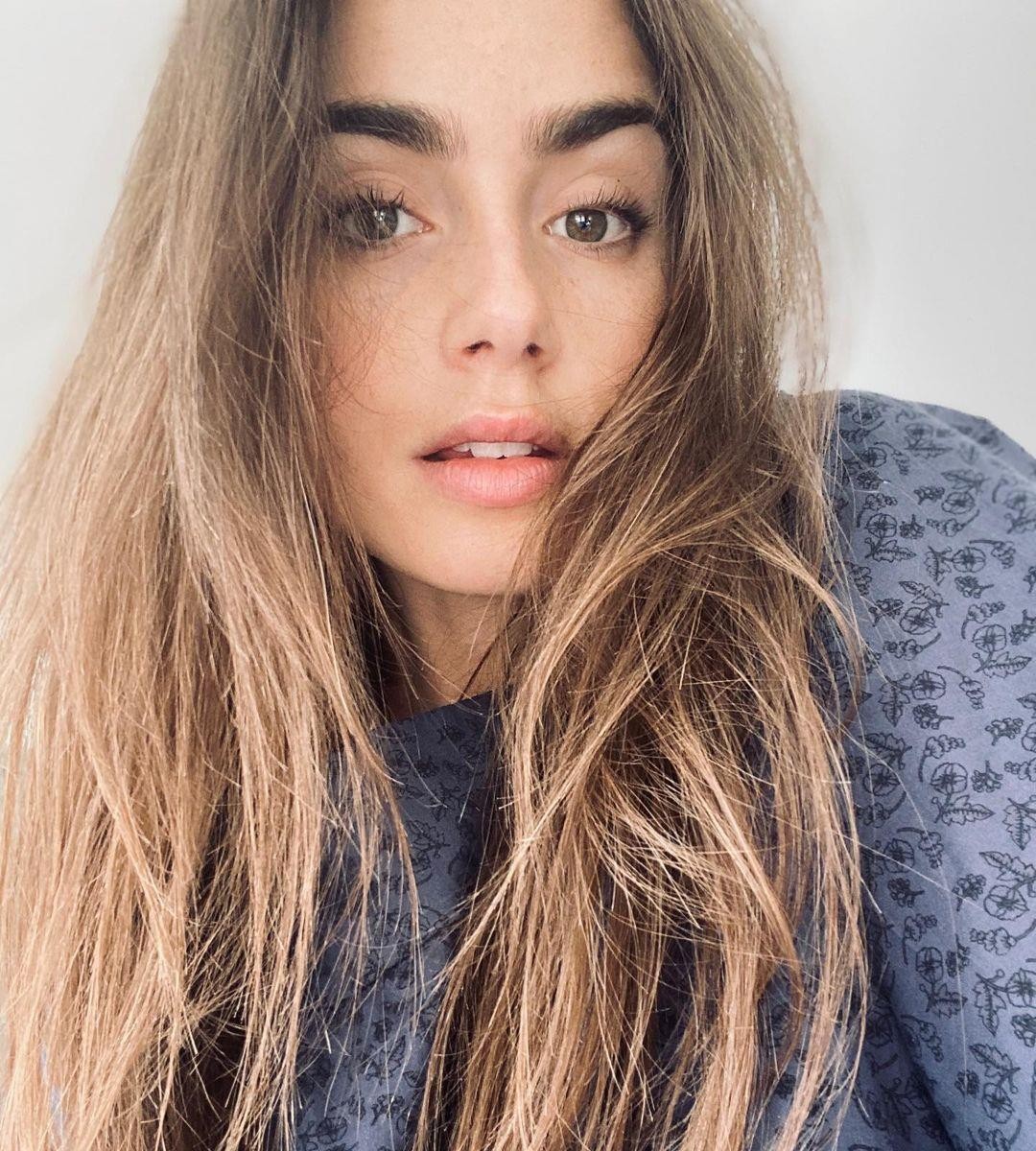 Lily Collins