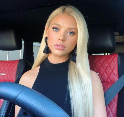 Kaylyn Slevin photo 279096