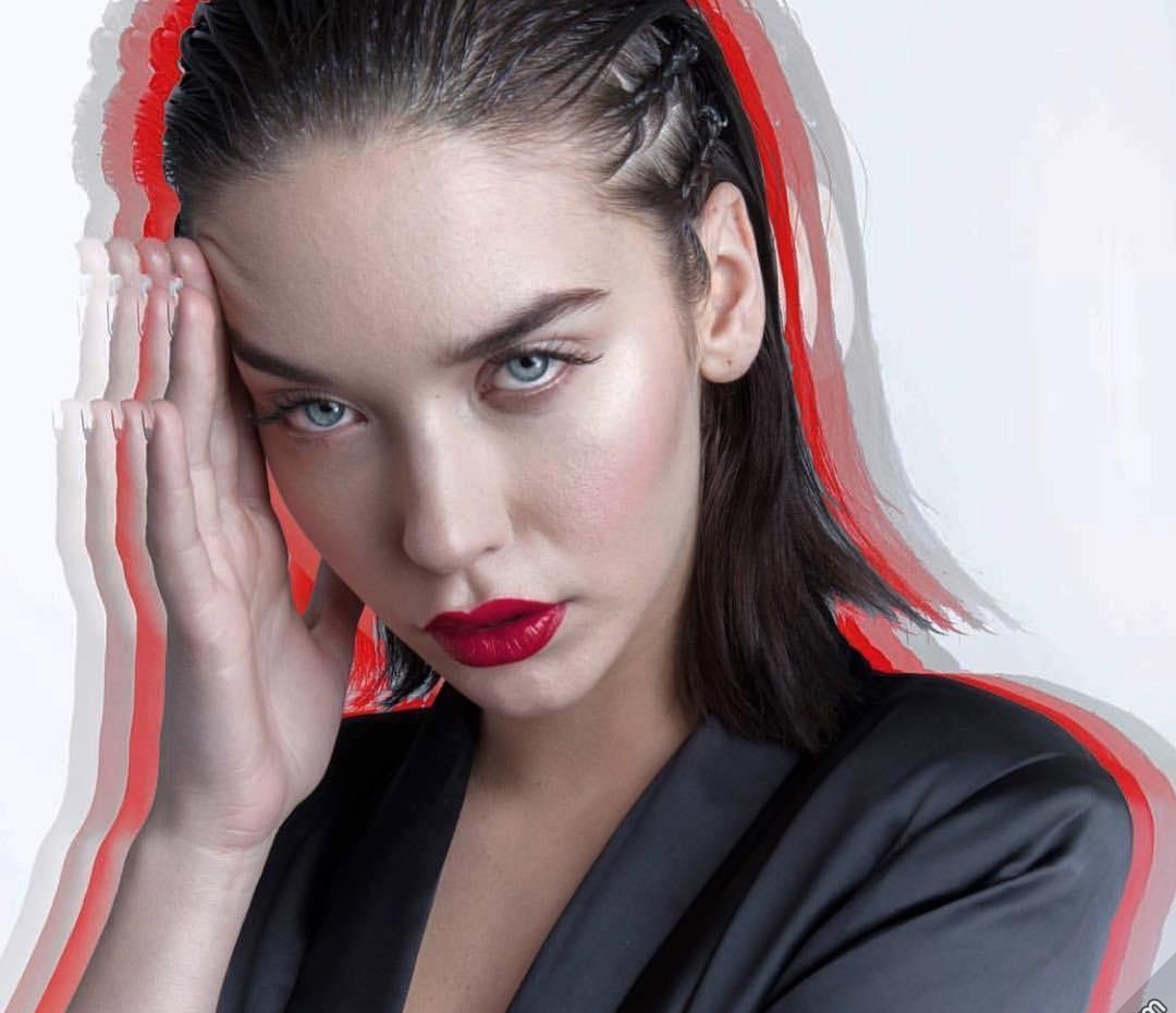 Amanda Steele