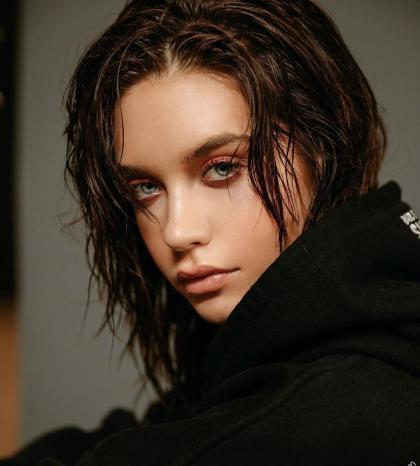 Amanda Steele photo 279643