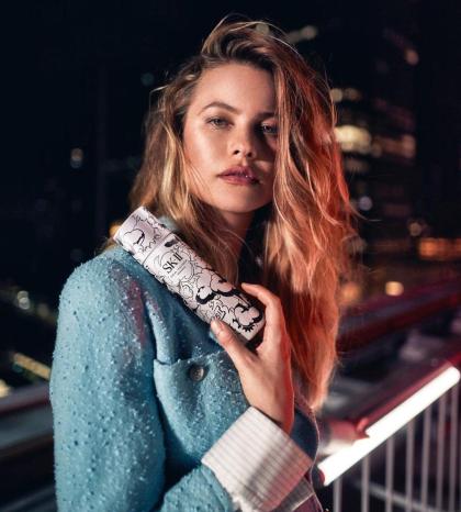 Behati Prinsloo Levine photo 279817