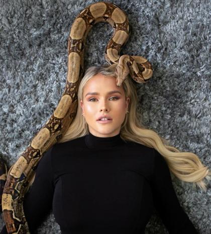 Kinsey Wolanski