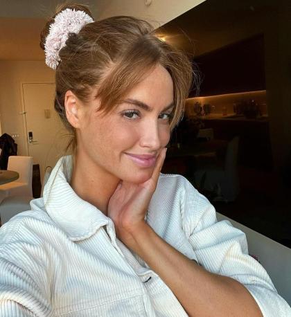 Haley Kalil photo 280921