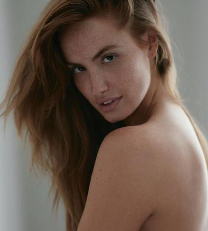 Haley Kalil photo 280941