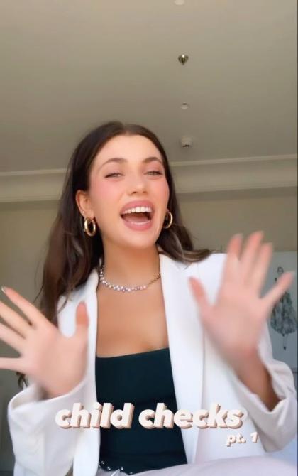 Amelie Zilber photo 281388