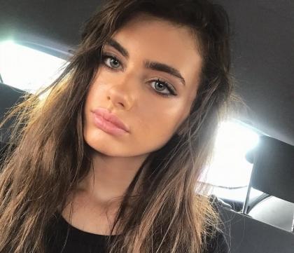 Yael Shelbia photo 286513