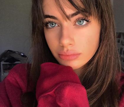 Yael Shelbia photo 286539