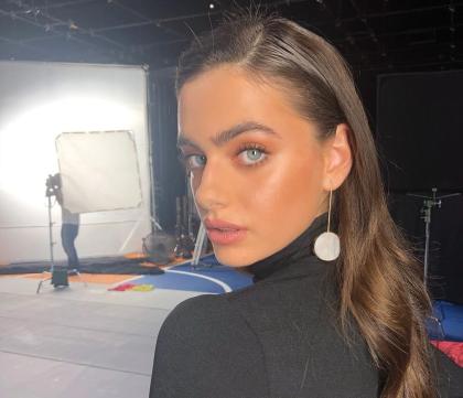 Yael Shelbia photo 286556