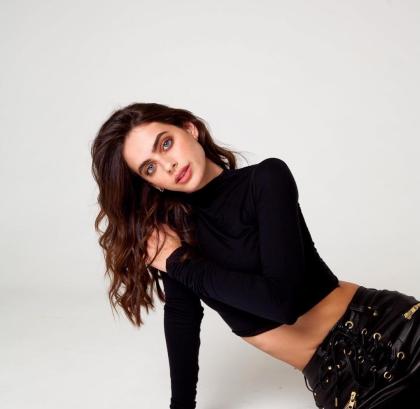 Yael Shelbia photo 286558