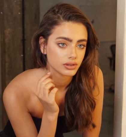 Yael Shelbia photo 286577