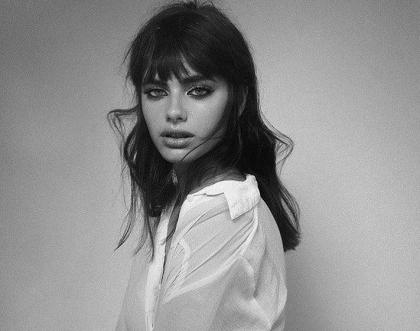 Yael Shelbia photo 286603