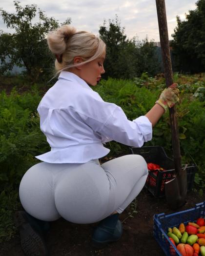 Kristina Musatova photo 23116