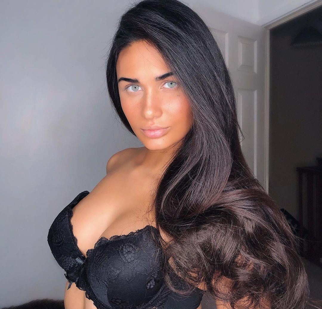 Lissie Isabella