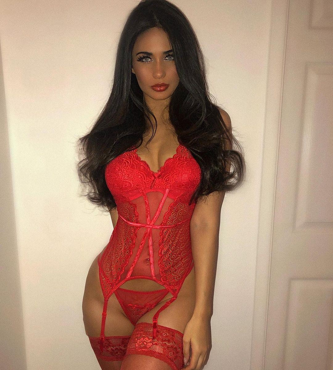 Lissie Isabella