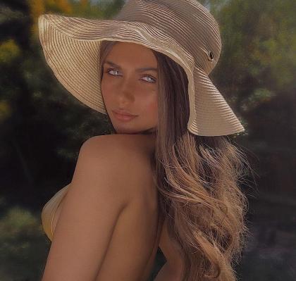 Lissie Isabella photo 289127